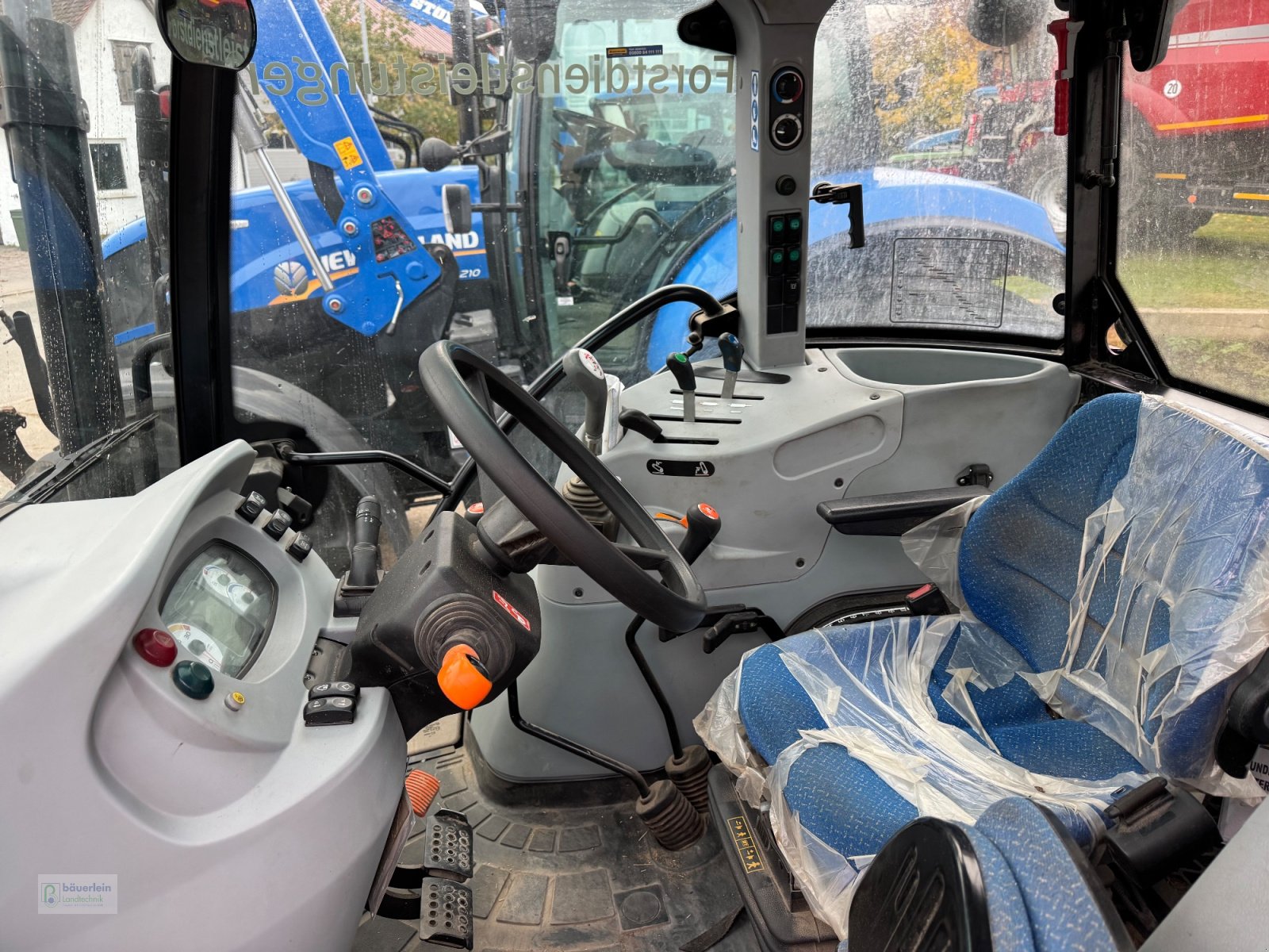 Traktor typu New Holland TD 5.85, Gebrauchtmaschine v Buch am Wald (Obrázek 4)