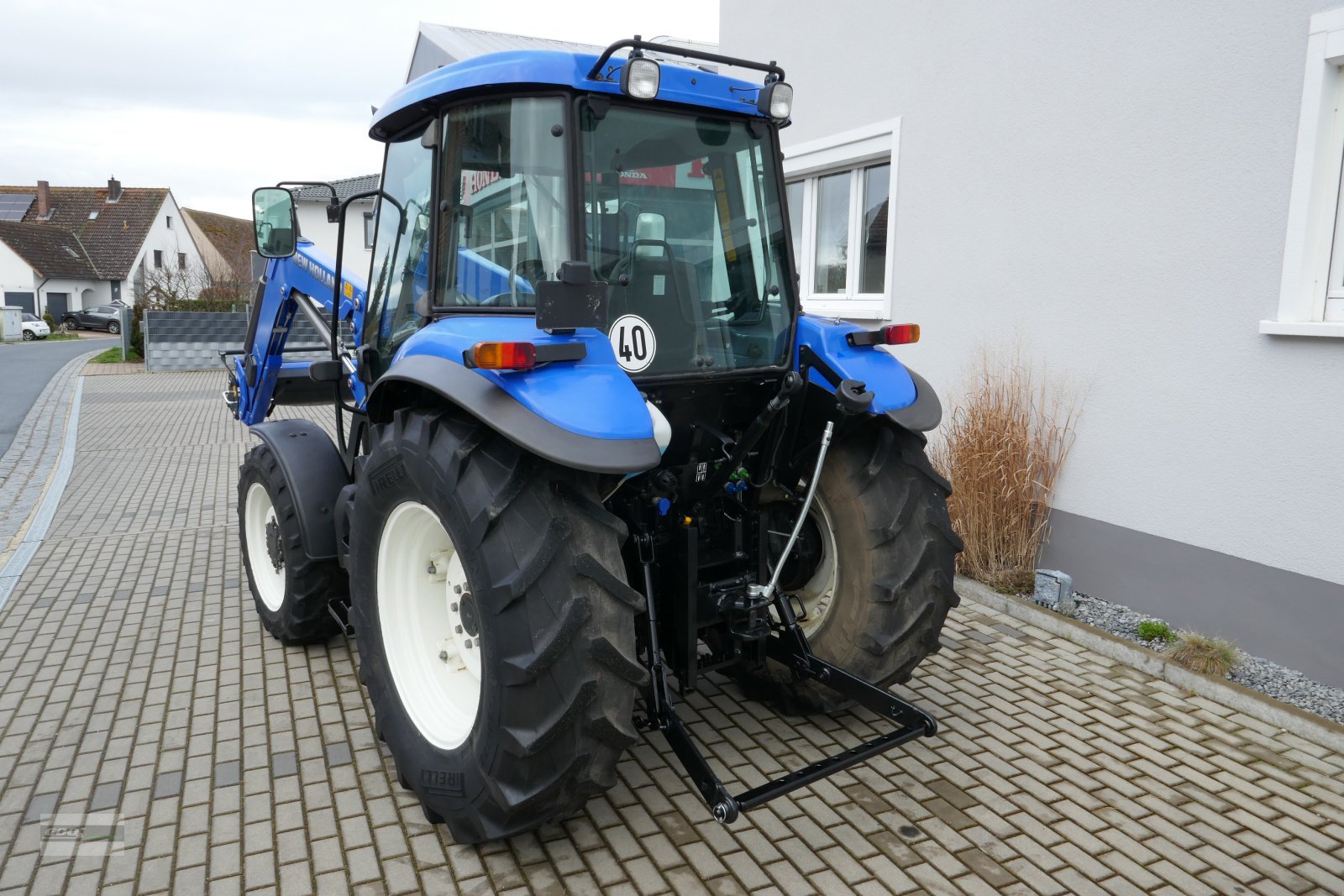 Traktor типа New Holland TD 70D Allr. Top! " Mit fabrikneuen Stoll Industriefrontlader", Gebrauchtmaschine в Langenzenn (Фотография 10)