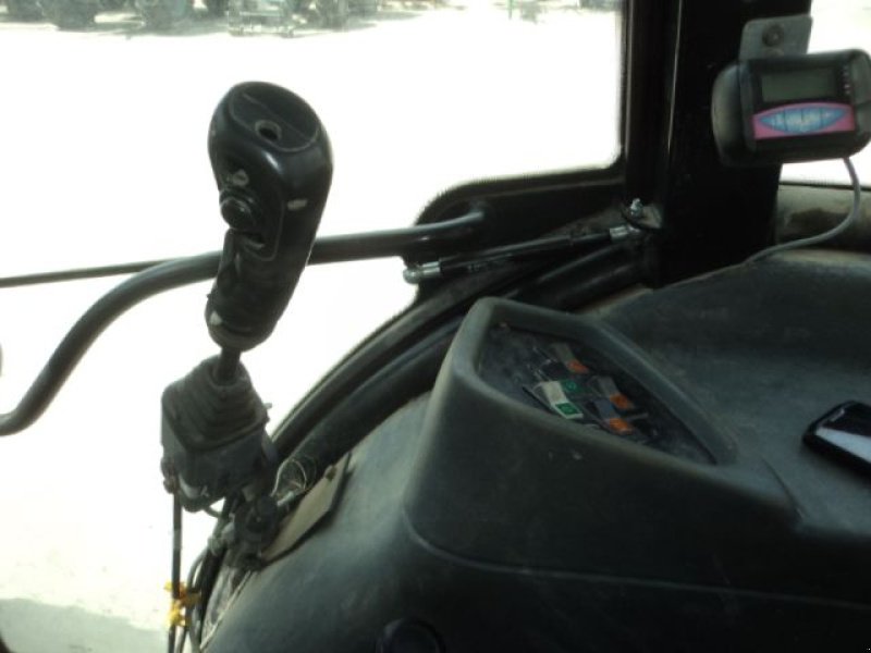 Traktor του τύπου New Holland TD 95 D, Gebrauchtmaschine σε MOULLE (Φωτογραφία 9)