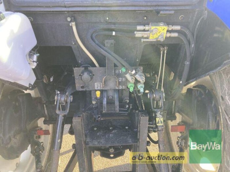 Traktor des Typs New Holland TD 95 D, Gebrauchtmaschine in Dinkelsbühl (Bild 2)