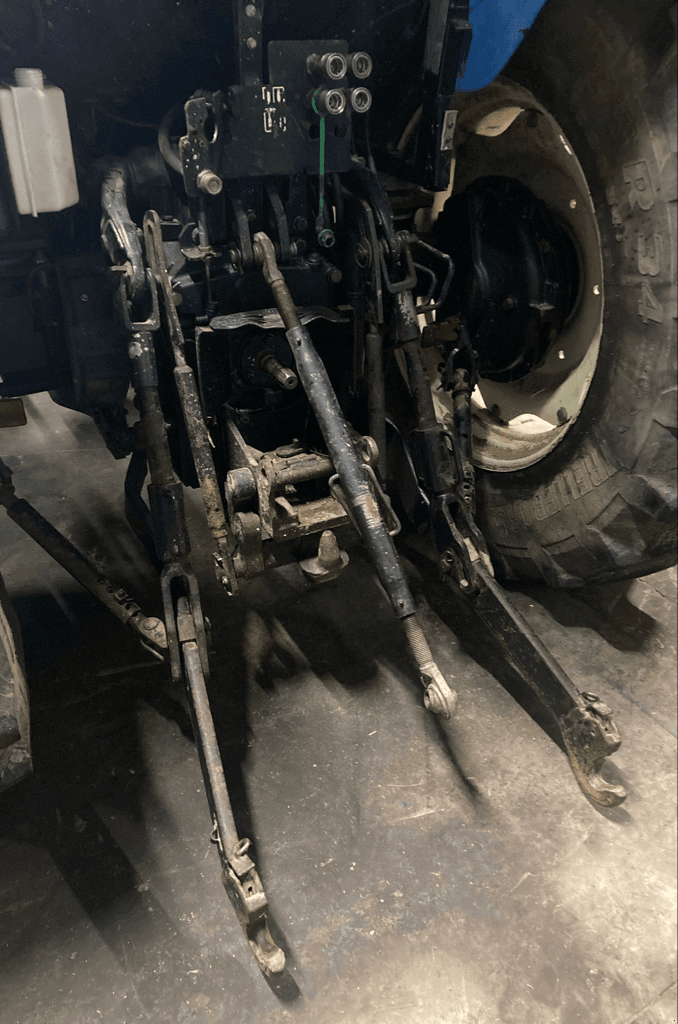 Traktor типа New Holland TD5 95, Gebrauchtmaschine в TREMEUR (Фотография 3)