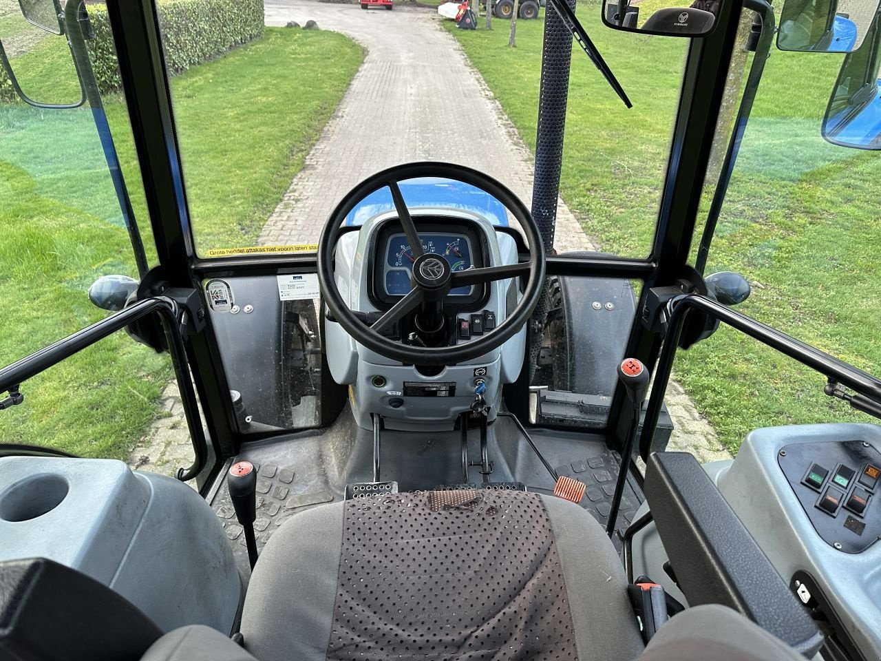 Traktor des Typs New Holland TD5010, Gebrauchtmaschine in Almen (Bild 11)