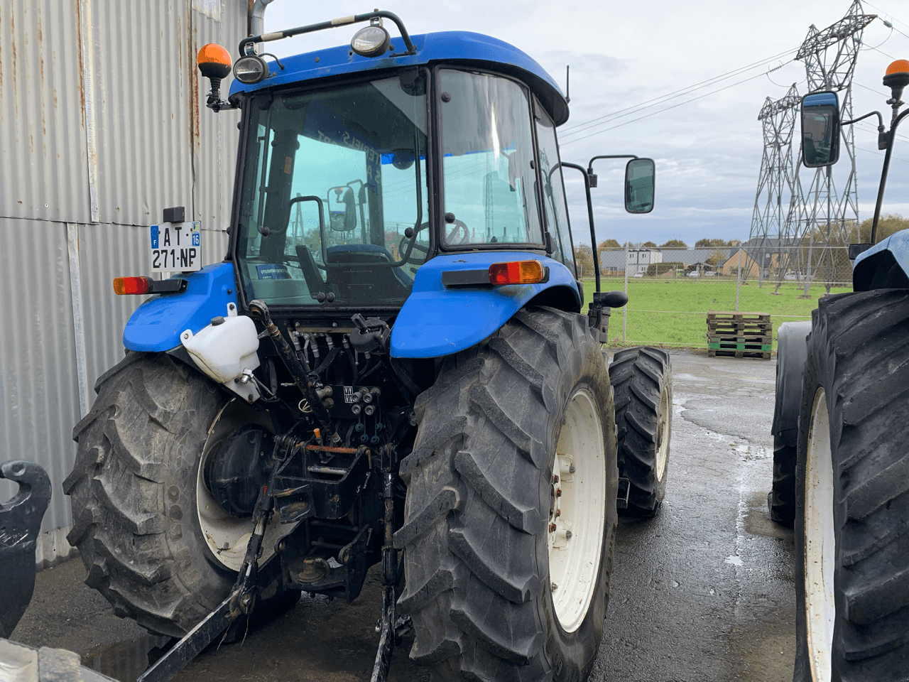 Traktor des Typs New Holland TD5040, Gebrauchtmaschine in TREMEUR (Bild 3)