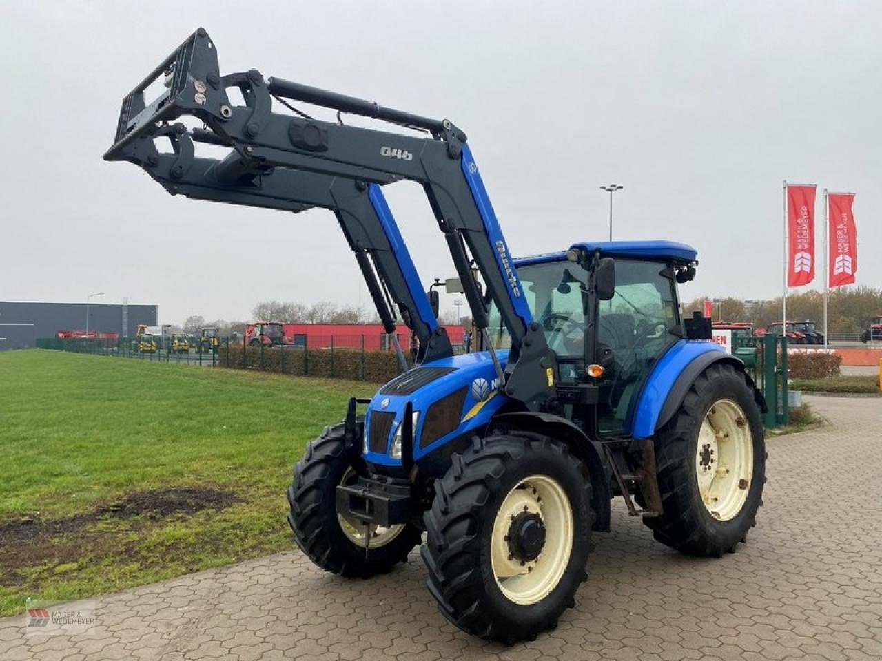 Traktor typu New Holland TD5.115 MIT FRONTLADER & DRUCKLUFT, Gebrauchtmaschine w Oyten (Zdjęcie 1)