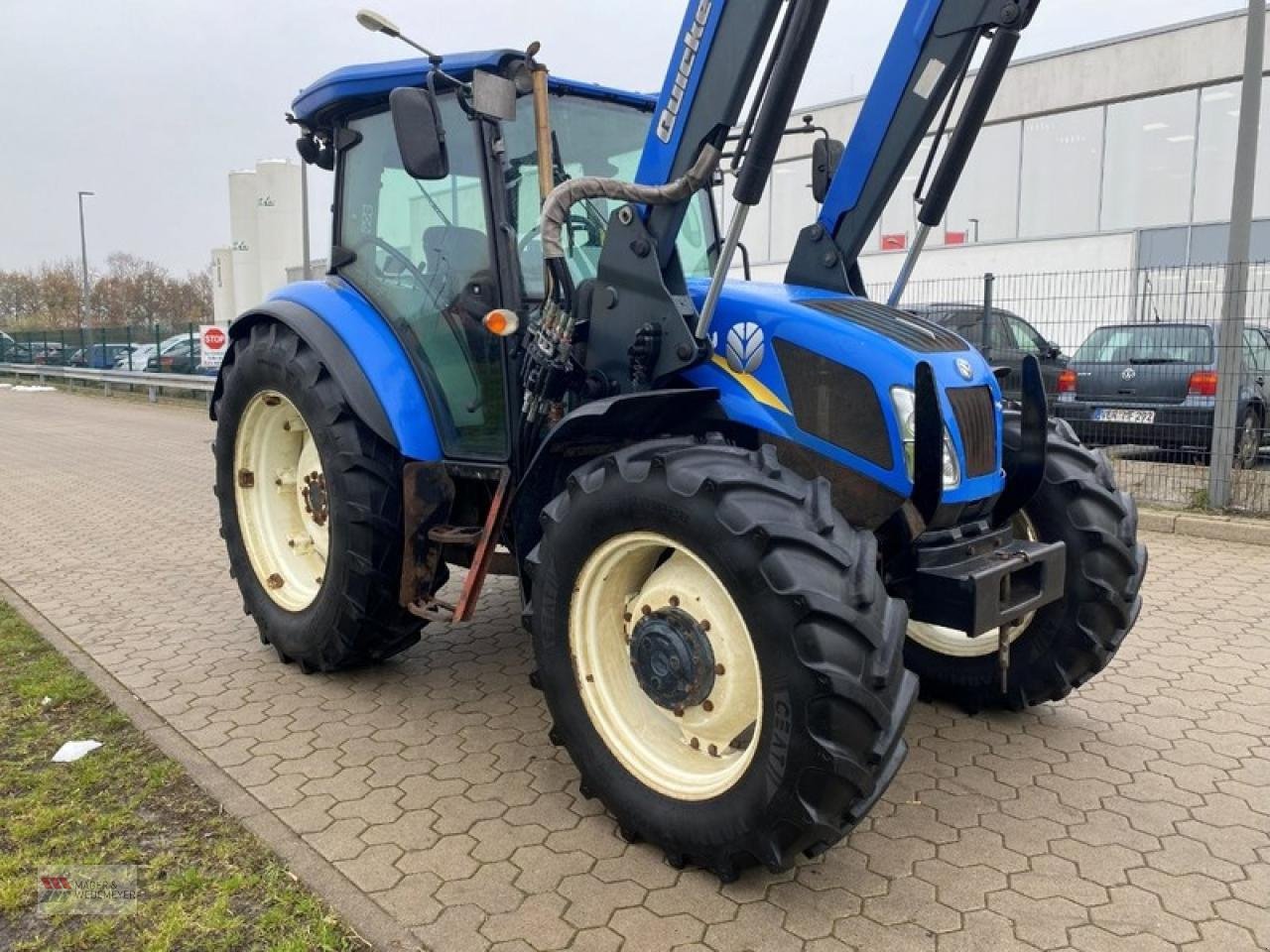 Traktor typu New Holland TD5.115 MIT FRONTLADER & DRUCKLUFT, Gebrauchtmaschine w Oyten (Zdjęcie 3)