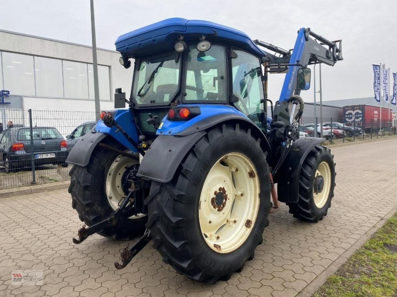 Traktor typu New Holland TD5.115 MIT FRONTLADER & DRUCKLUFT, Gebrauchtmaschine w Oyten (Zdjęcie 4)