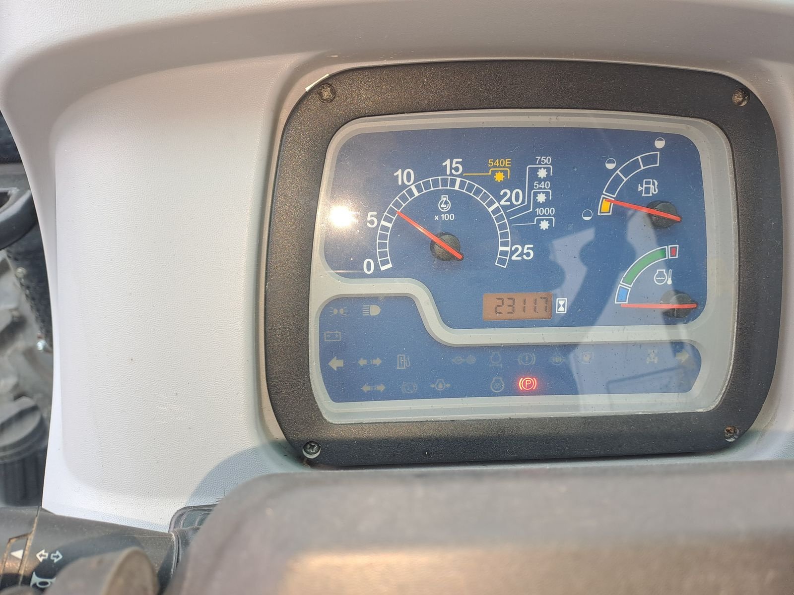 Traktor типа New Holland TD5.75, Gebrauchtmaschine в Burgkirchen (Фотография 18)