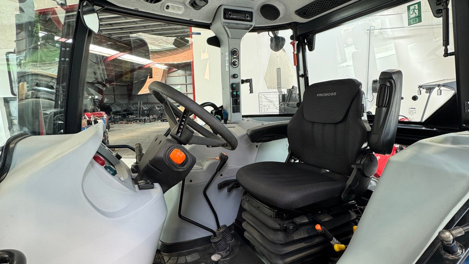 Traktor типа New Holland TD5.85 KUN 150 TIMER OG AIRCON!, Gebrauchtmaschine в Nørager (Фотография 17)