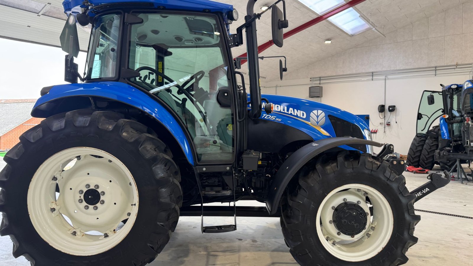 Traktor типа New Holland TD5.85 KUN 150 TIMER OG AIRCON!, Gebrauchtmaschine в Nørager (Фотография 11)