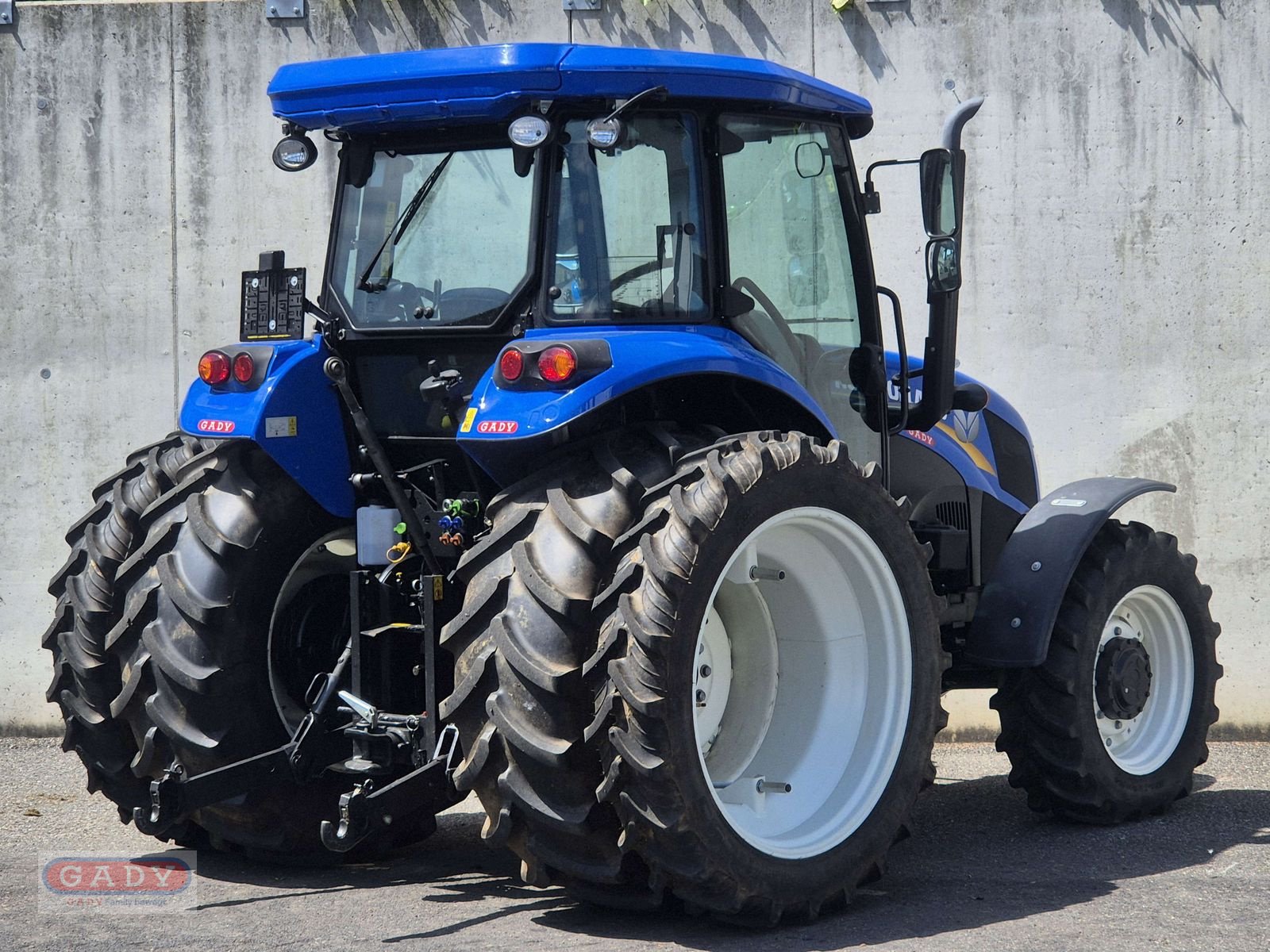 Traktor des Typs New Holland TD5.85 (Tier 4A), Gebrauchtmaschine in Lebring (Bild 4)