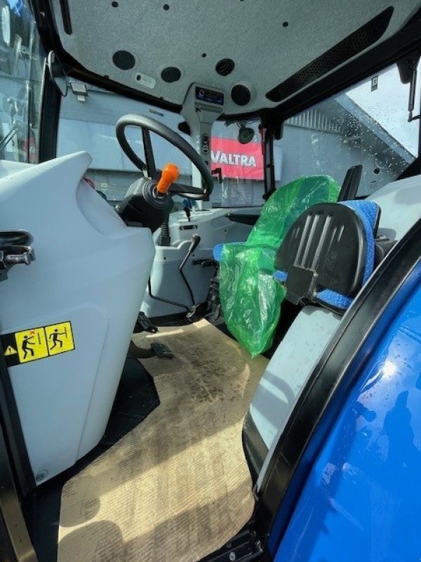 Traktor of the type New Holland TD5.85, Gebrauchtmaschine in Hobro (Picture 11)