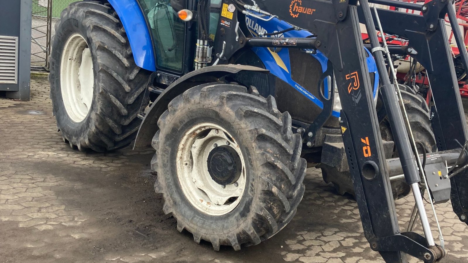 Traktor za tip New Holland TD5.85, Gebrauchtmaschine u Sabro (Slika 2)
