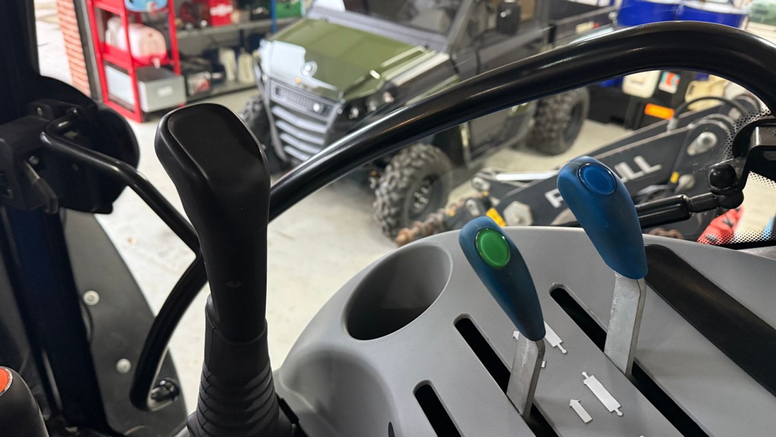 Traktor του τύπου New Holland TD5.85, Gebrauchtmaschine σε Hadsten (Φωτογραφία 17)