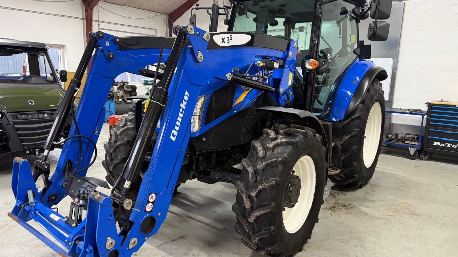 Traktor του τύπου New Holland TD5.85, Gebrauchtmaschine σε Hadsten (Φωτογραφία 2)