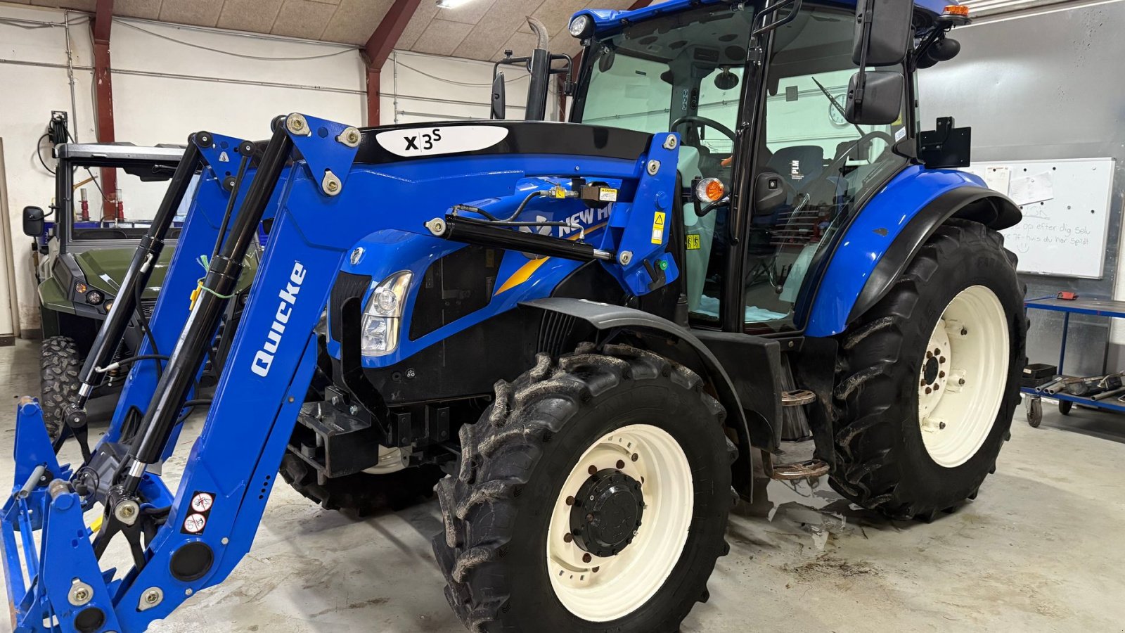 Traktor του τύπου New Holland TD5.85, Gebrauchtmaschine σε Hadsten (Φωτογραφία 1)