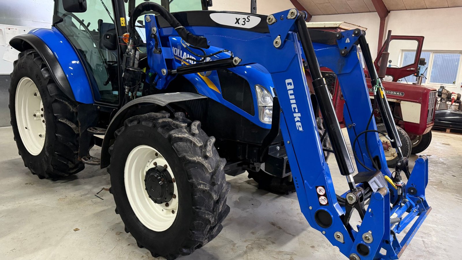 Traktor του τύπου New Holland TD5.85, Gebrauchtmaschine σε Hadsten (Φωτογραφία 9)