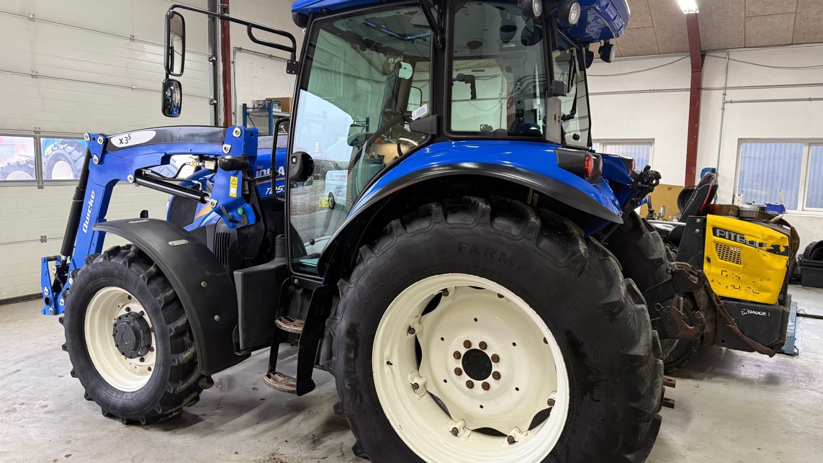 Traktor του τύπου New Holland TD5.85, Gebrauchtmaschine σε Hadsten (Φωτογραφία 3)