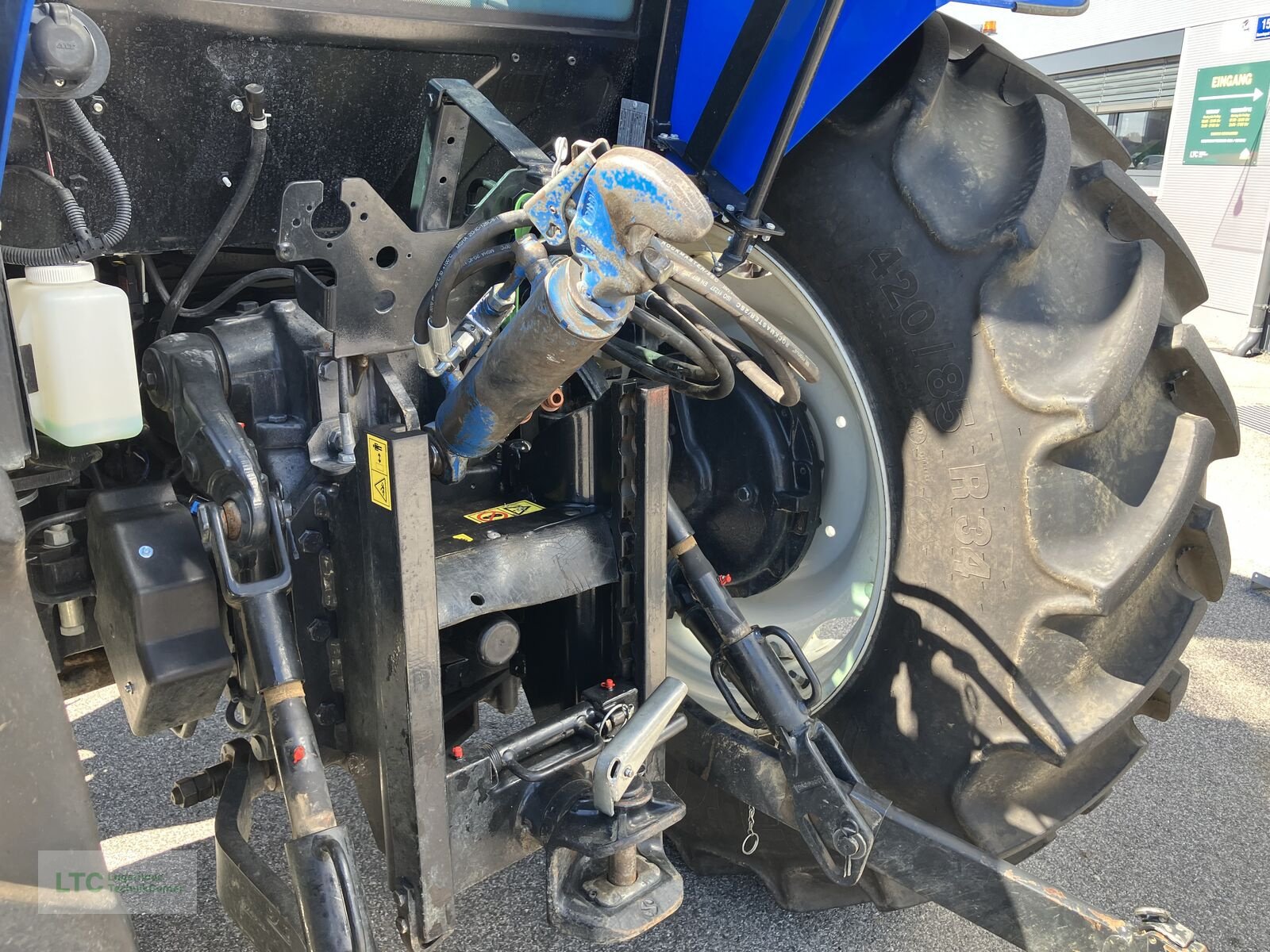 Traktor of the type New Holland TD5.85, Gebrauchtmaschine in Redlham (Picture 29)