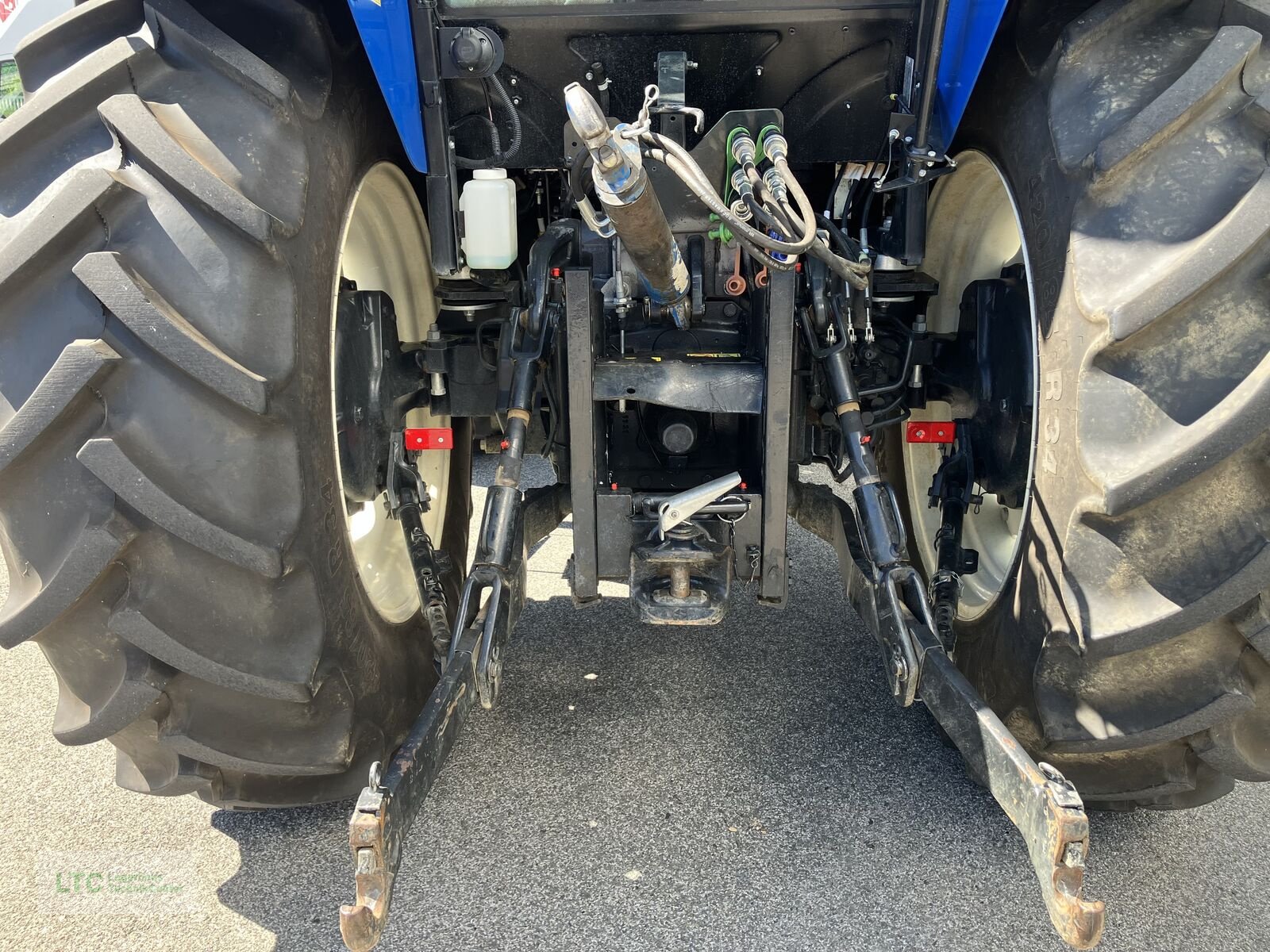 Traktor of the type New Holland TD5.85, Gebrauchtmaschine in Redlham (Picture 13)