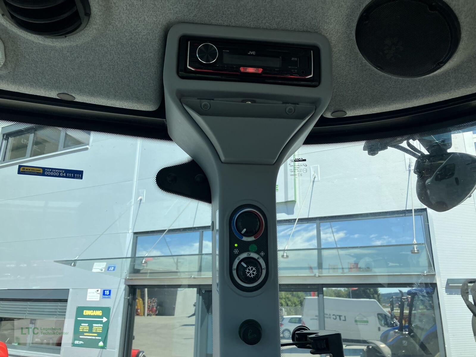 Traktor of the type New Holland TD5.85, Gebrauchtmaschine in Redlham (Picture 25)