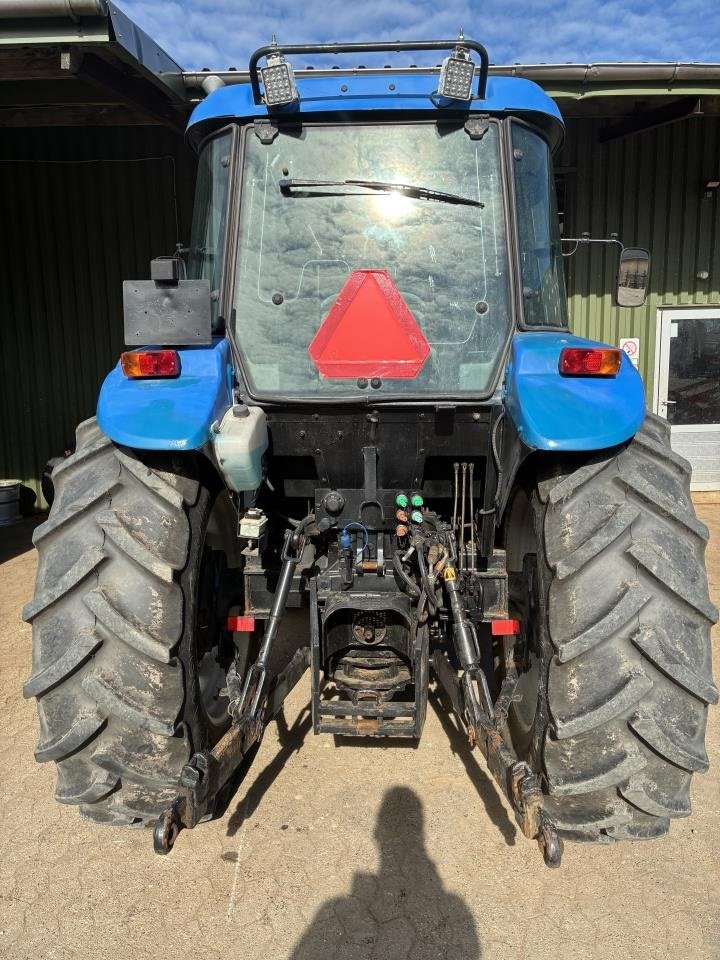 Traktor vrste New Holland TD90D, Gebrauchtmaschine v Middelfart (Slika 3)