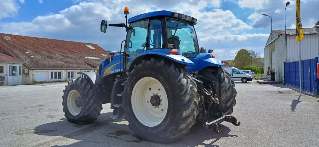 Traktor des Typs New Holland TG 255, Gebrauchtmaschine in VERT TOULON (Bild 4)