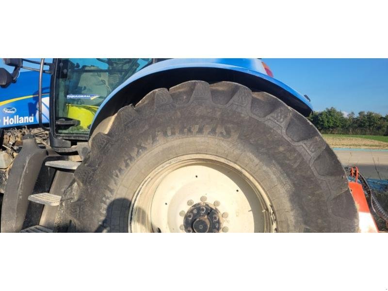 Traktor типа New Holland TG230, Gebrauchtmaschine в BRAY en Val (Фотография 9)