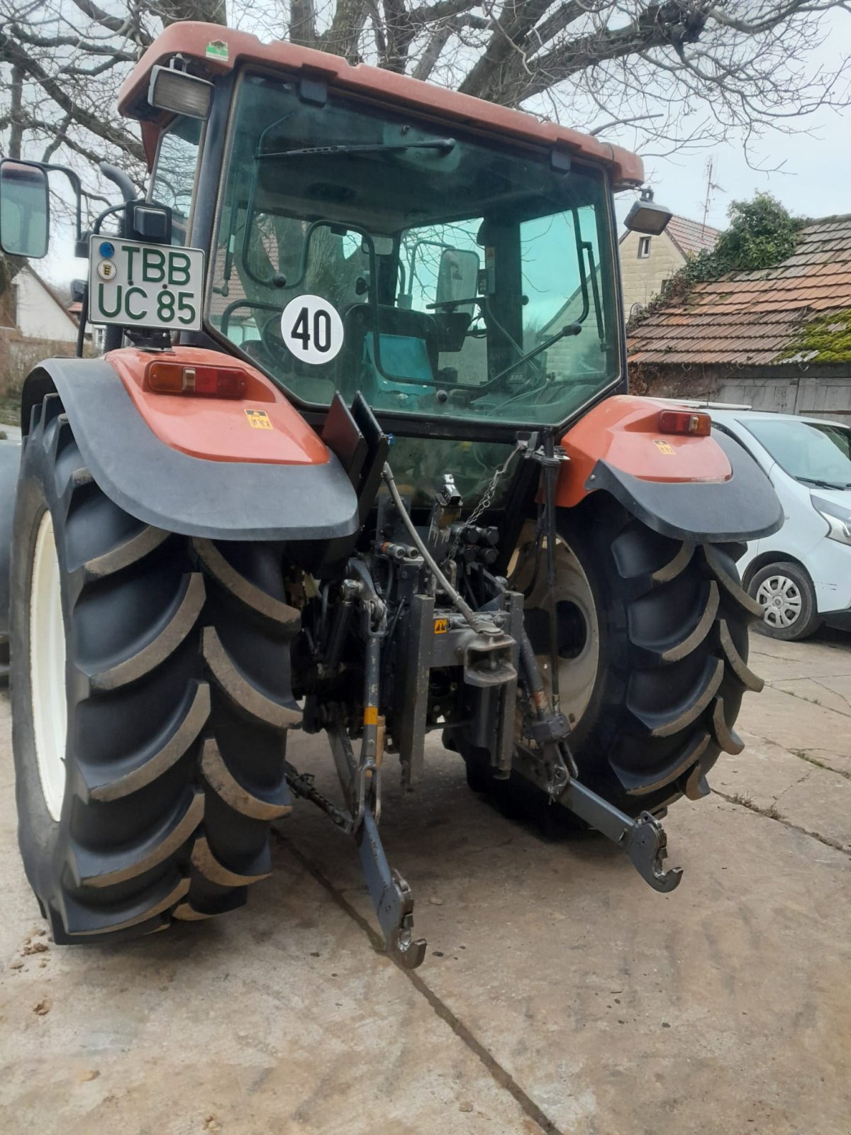 Traktor van het type New Holland TL 100, Gebrauchtmaschine in Creglingen (Foto 4)