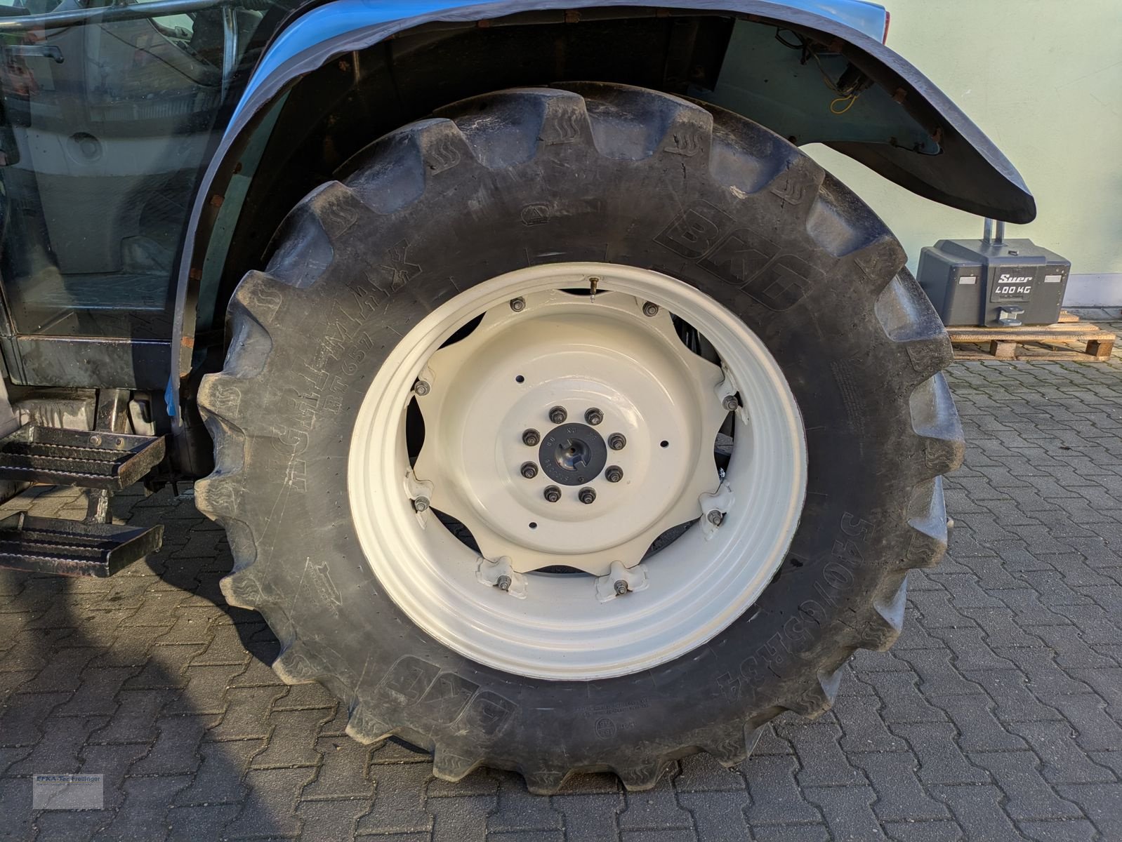 Traktor des Typs New Holland TL 100, Gebrauchtmaschine in Obing (Bild 4)