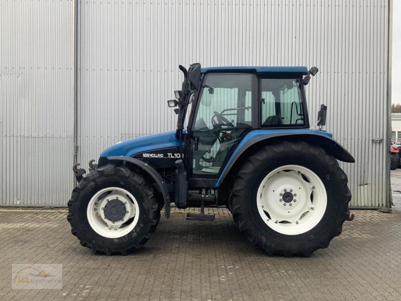 Traktor des Typs New Holland TL 100, Gebrauchtmaschine in Pfreimd (Bild 1)