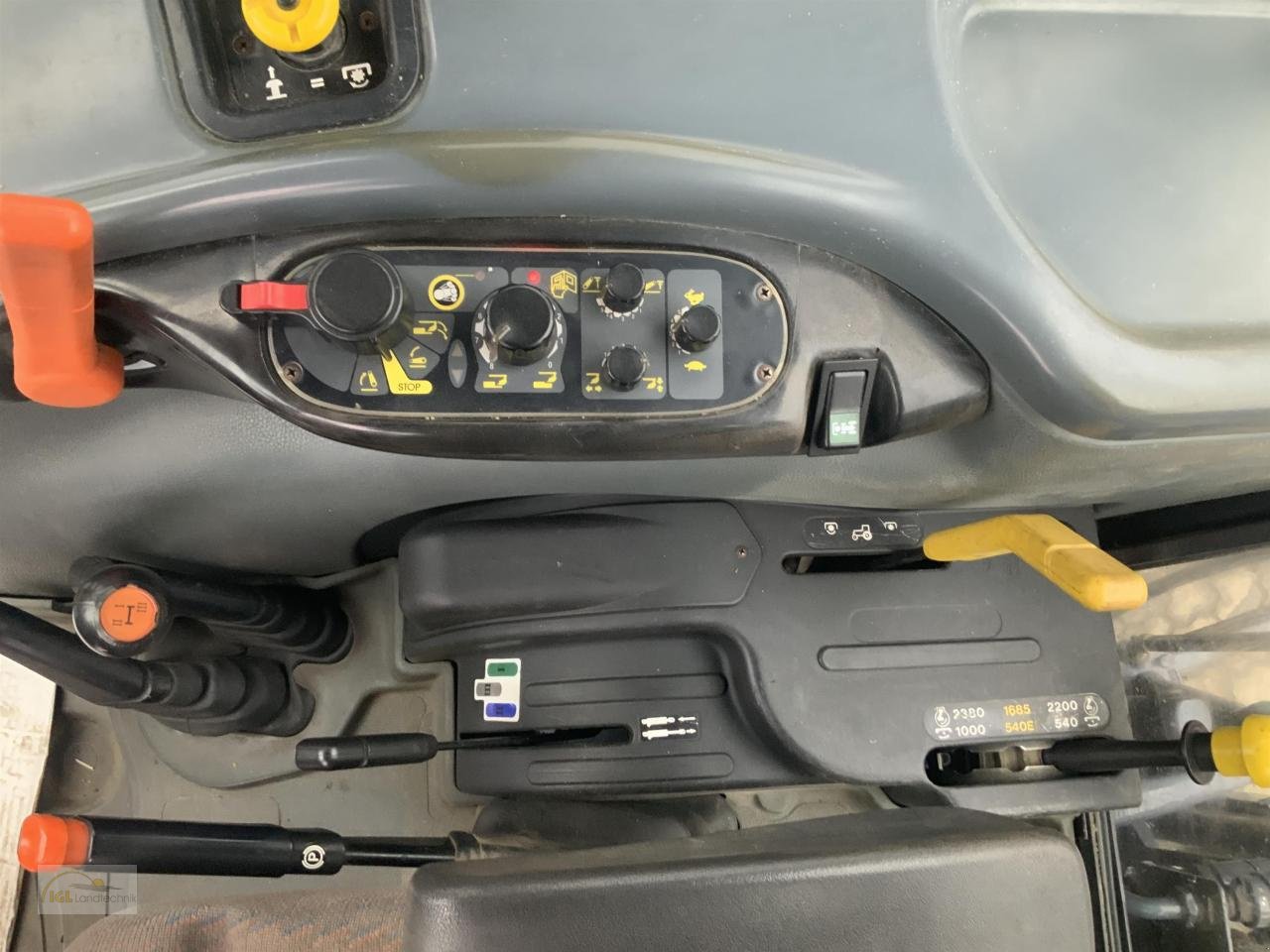 Traktor typu New Holland TL 100, Gebrauchtmaschine v Pfreimd (Obrázek 5)