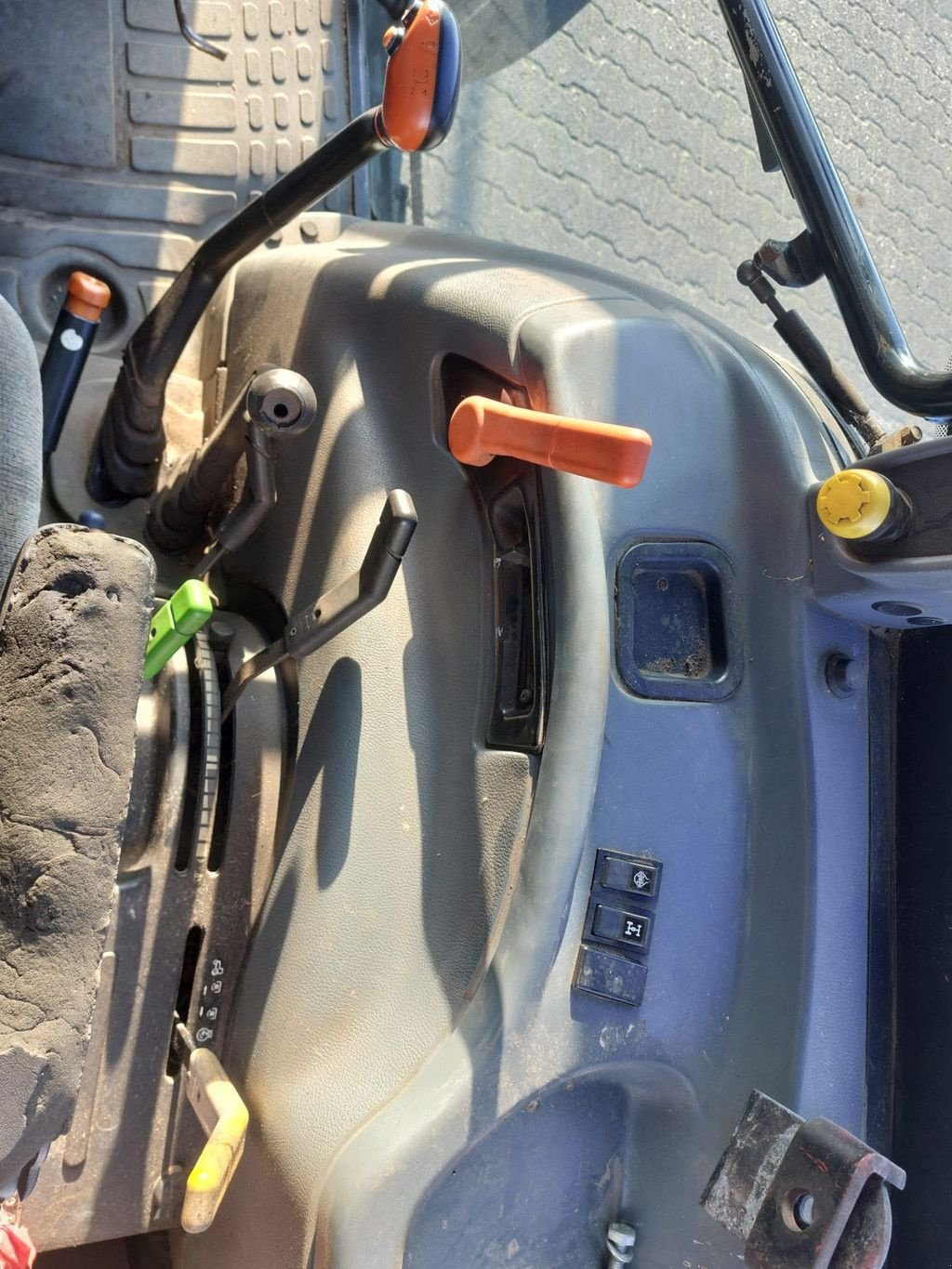 Traktor van het type New Holland TL 100A, Gebrauchtmaschine in Wierden (Foto 5)