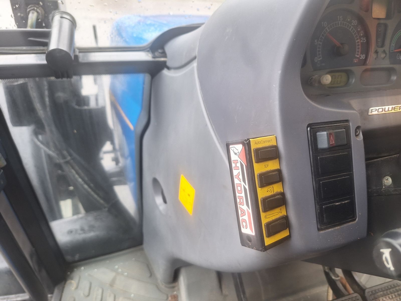 Traktor типа New Holland TL 70, Gebrauchtmaschine в Burgkirchen (Фотография 3)