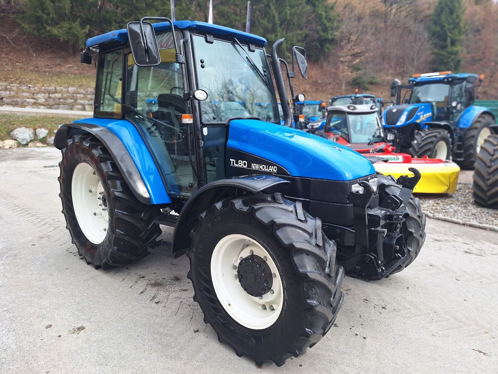 Traktor Türe ait New Holland TL 80, Gebrauchtmaschine içinde Burgkirchen (resim 1)