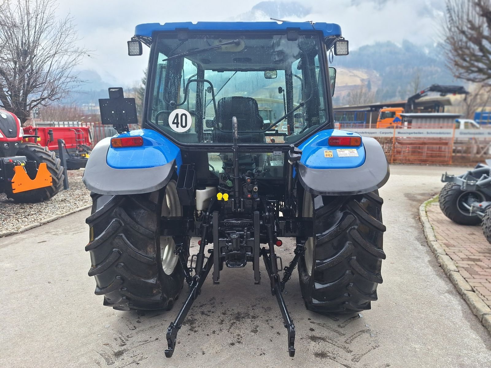 Traktor Türe ait New Holland TL 80, Gebrauchtmaschine içinde Burgkirchen (resim 3)