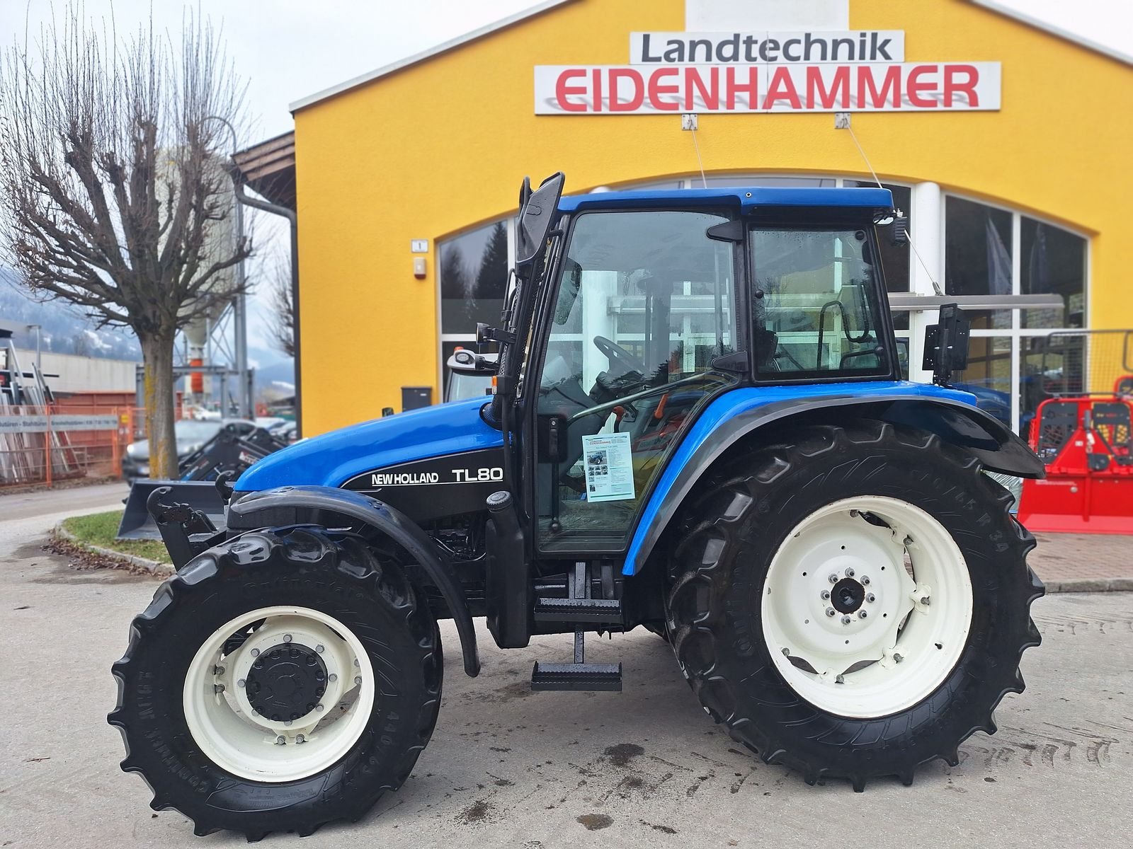 Traktor Türe ait New Holland TL 80, Gebrauchtmaschine içinde Burgkirchen (resim 4)