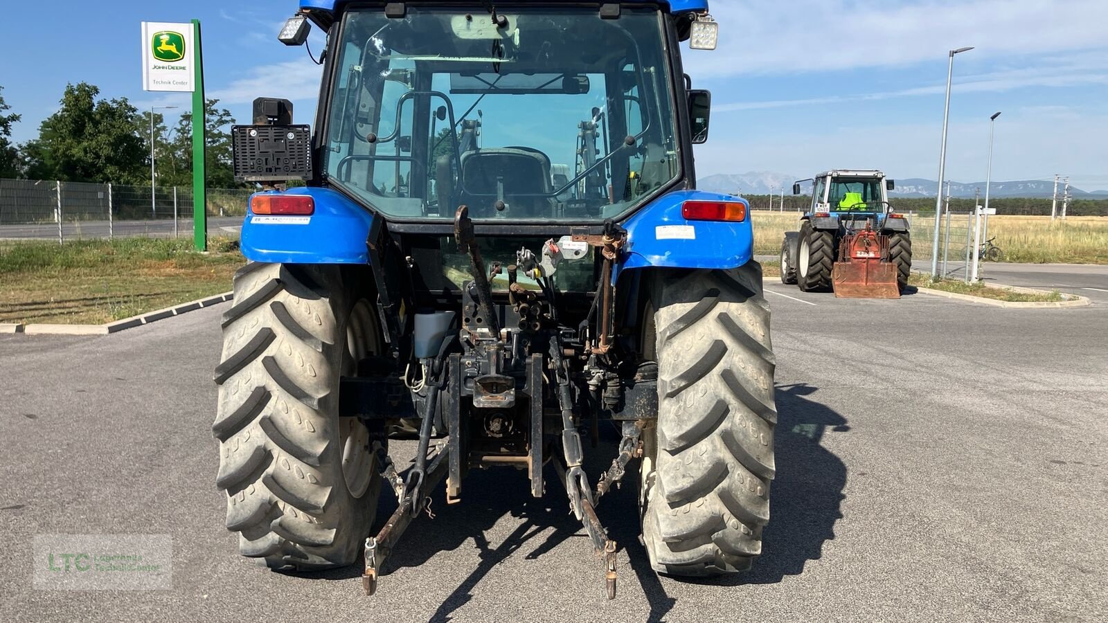 Traktor des Typs New Holland TL 80, Gebrauchtmaschine in Eggendorf (Bild 8)