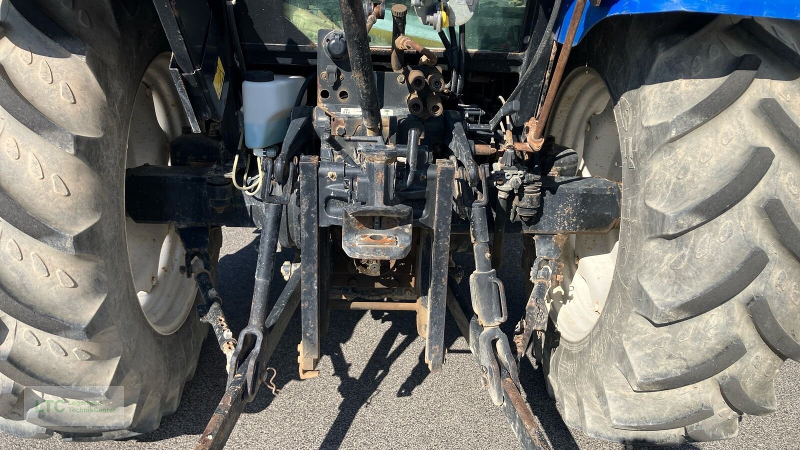 Traktor des Typs New Holland TL 80, Gebrauchtmaschine in Eggendorf (Bild 12)