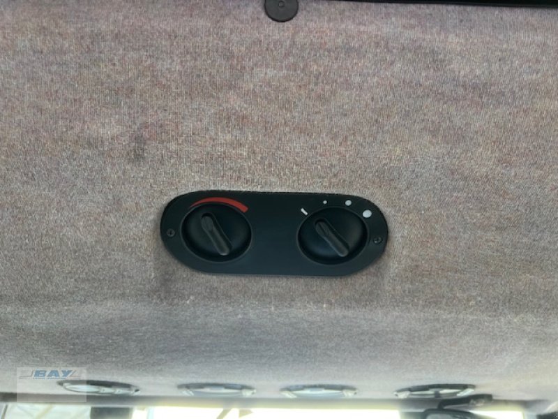 Traktor типа New Holland TL 90, Gebrauchtmaschine в Sulzbach (Фотография 20)