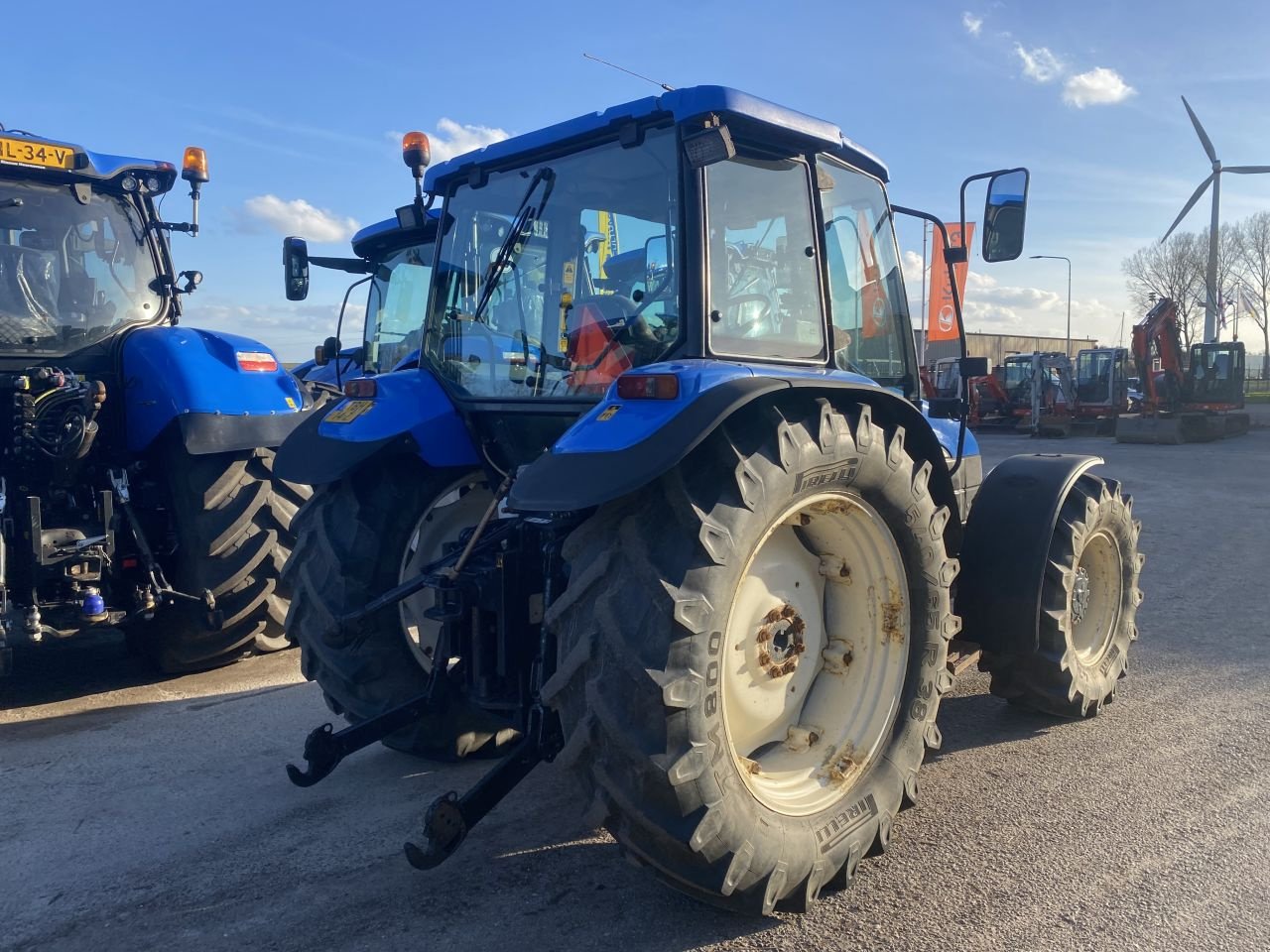 Traktor des Typs New Holland TL 90, Gebrauchtmaschine in Heerenveen (Bild 3)