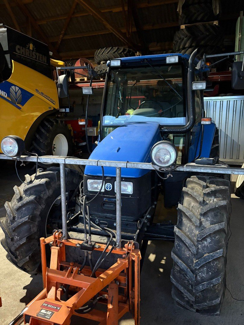 Traktor des Typs New Holland TL 90, Gebrauchtmaschine in Bertschikon (Bild 2)