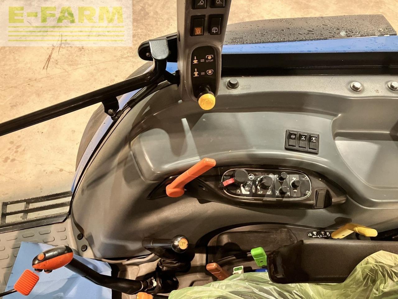 Traktor des Typs New Holland tl100a (4wd) A, Gebrauchtmaschine in Sierning (Bild 14)