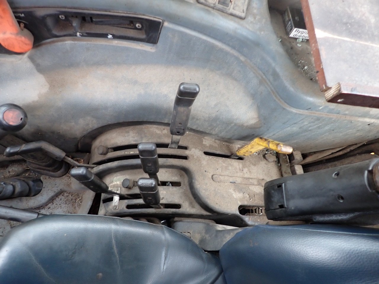 Traktor типа New Holland TL100A, Gebrauchtmaschine в Viborg (Фотография 12)