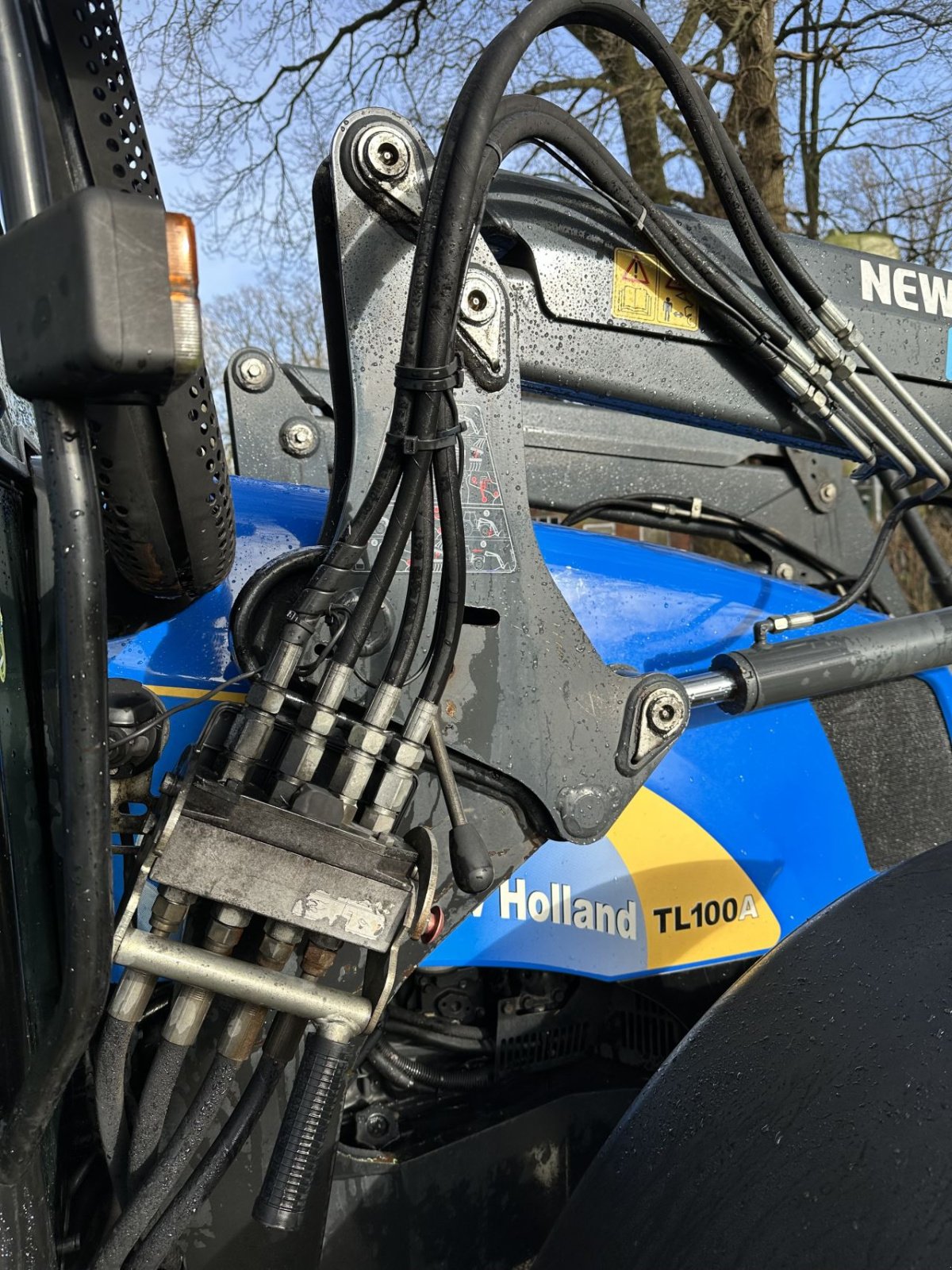 Traktor des Typs New Holland TL100A, Gebrauchtmaschine in Rossum (Bild 5)