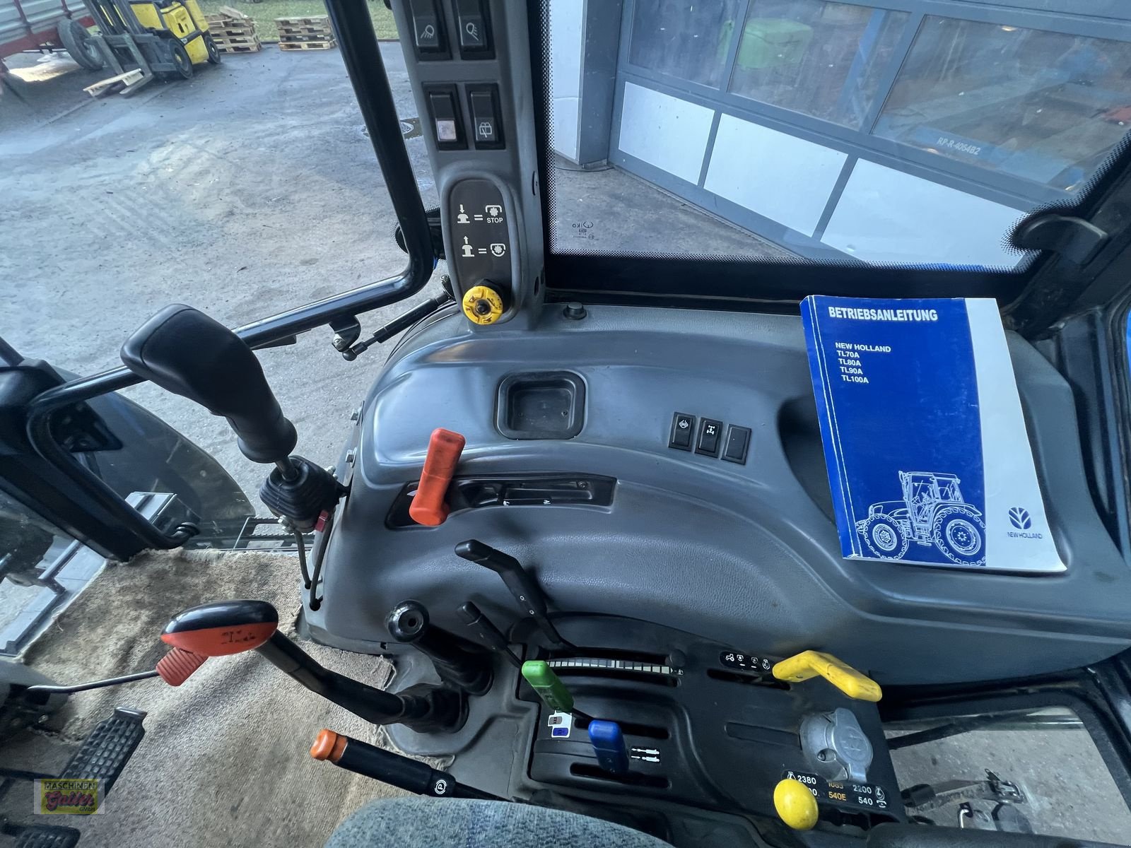 Traktor des Typs New Holland TL70A (4WD), Gebrauchtmaschine in Kötschach (Bild 18)