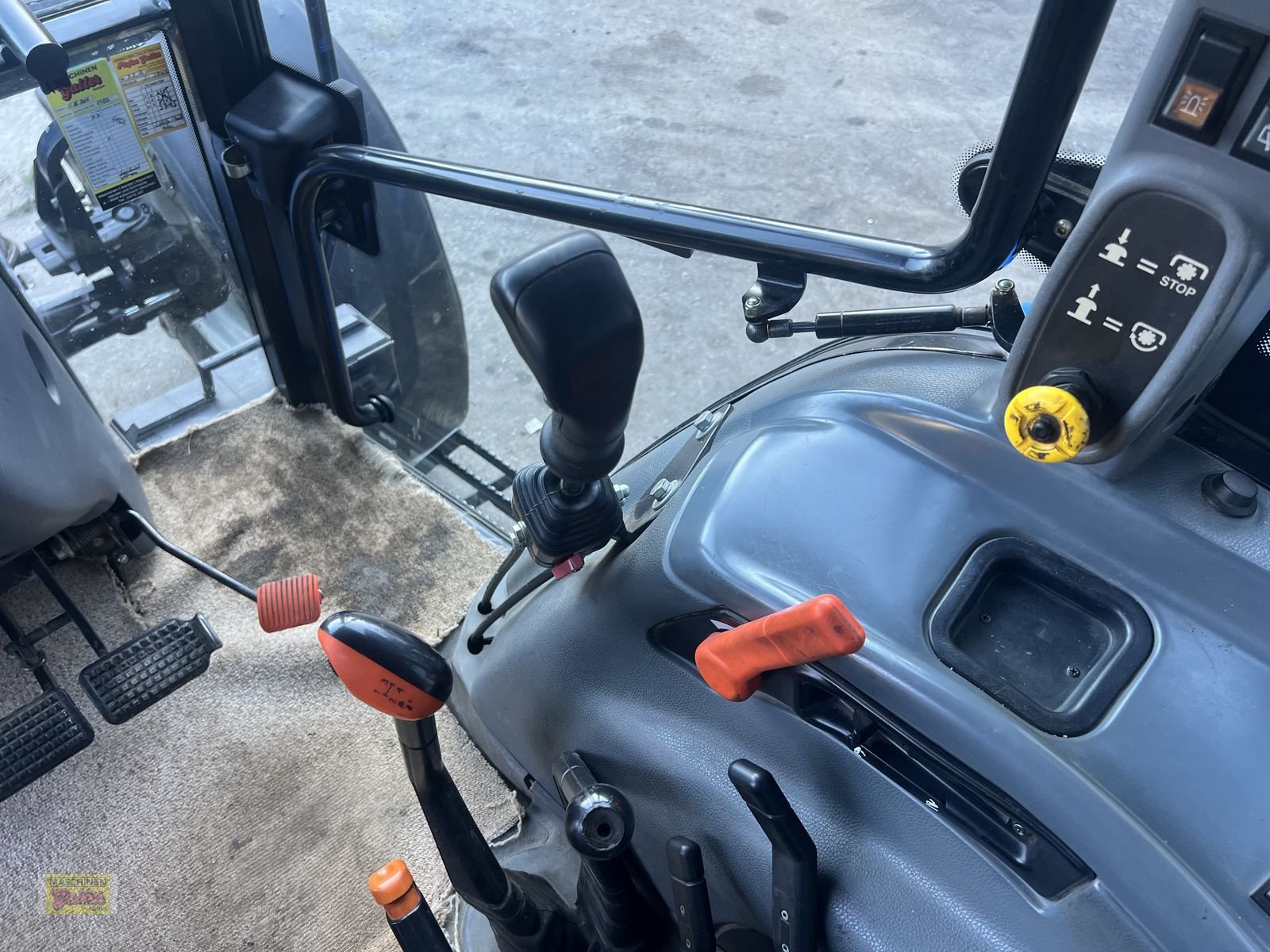 Traktor des Typs New Holland TL70A (4WD), Gebrauchtmaschine in Kötschach (Bild 22)