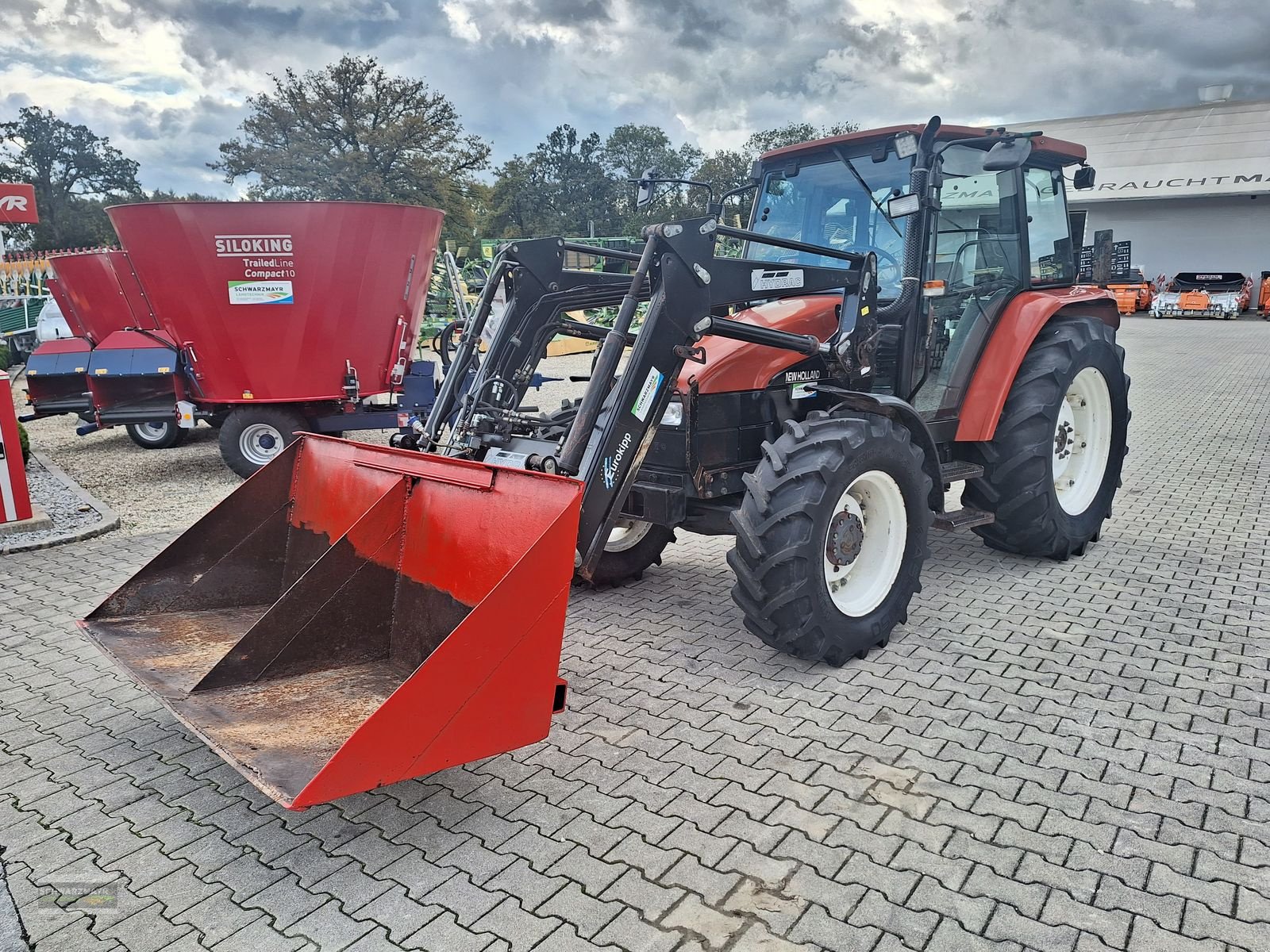 Traktor типа New Holland TL80 (4WD), Gebrauchtmaschine в Aurolzmünster (Фотография 3)