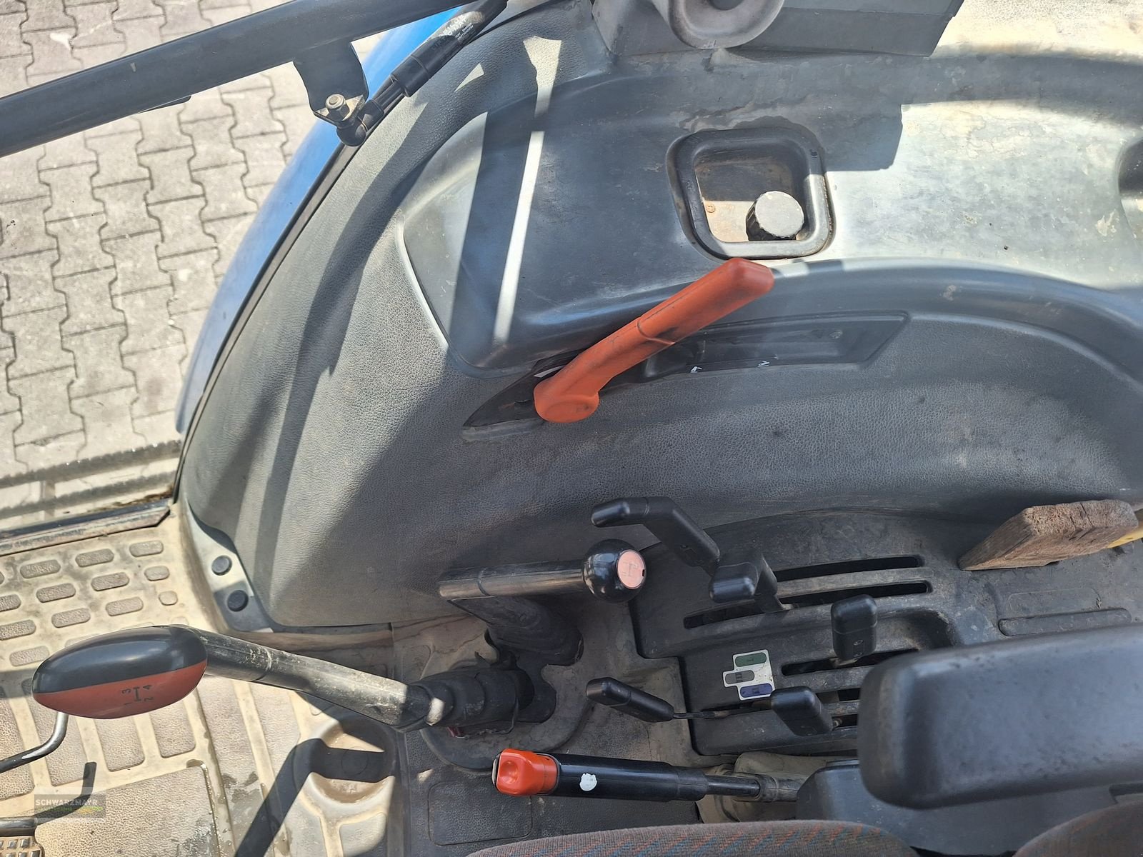 Traktor des Typs New Holland TL80 (4WD), Gebrauchtmaschine in Gampern (Bild 12)