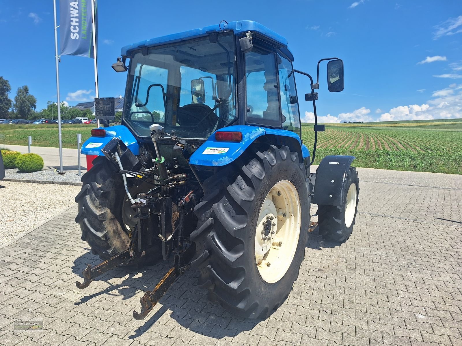 Traktor des Typs New Holland TL80 (4WD), Gebrauchtmaschine in Gampern (Bild 2)
