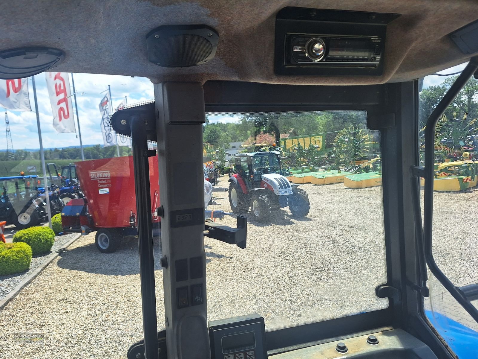 Traktor des Typs New Holland TL80 (4WD), Gebrauchtmaschine in Gampern (Bild 13)